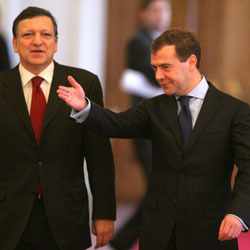 Дмитрий Медведев пригласил главу Еврокомиссии обсудить новые правила энергетического рынка. Фото: Завражин Константин. Загружается с сайта РГ