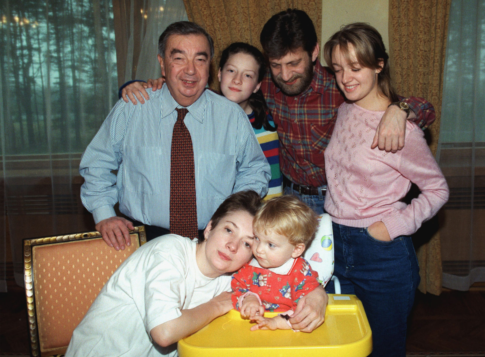 Семь человек обменялись фотографиями сколько при этом было роздано фотографий