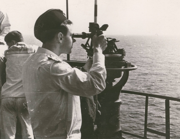  1961 год Будущий адмирал Игорь Касатонов осваивает азы морской профессии. / Из личного архива Игоря Касатонова