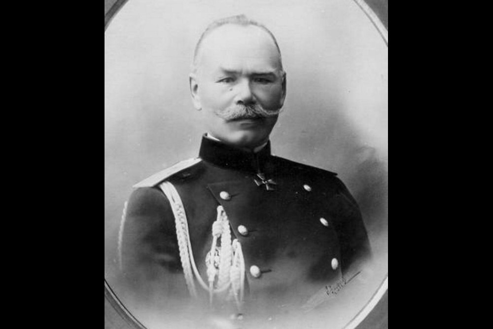 Начальник штаба Верховного главнокомандующего генерал М.В. Алексеев.