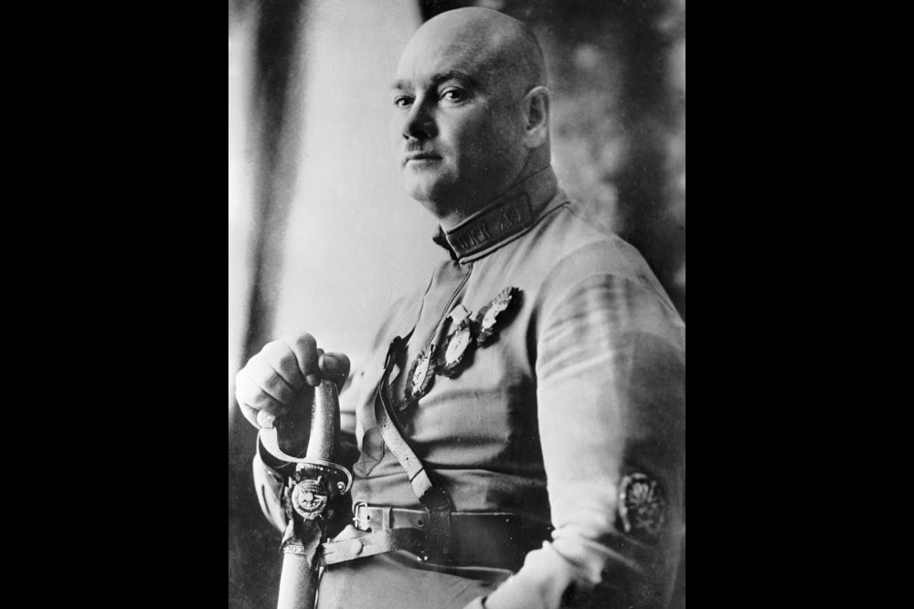  Григорий Иванович Котовский, бывший начальник разбойничьей шайки стал командиром корпуса Красной армии. / РИА Новости