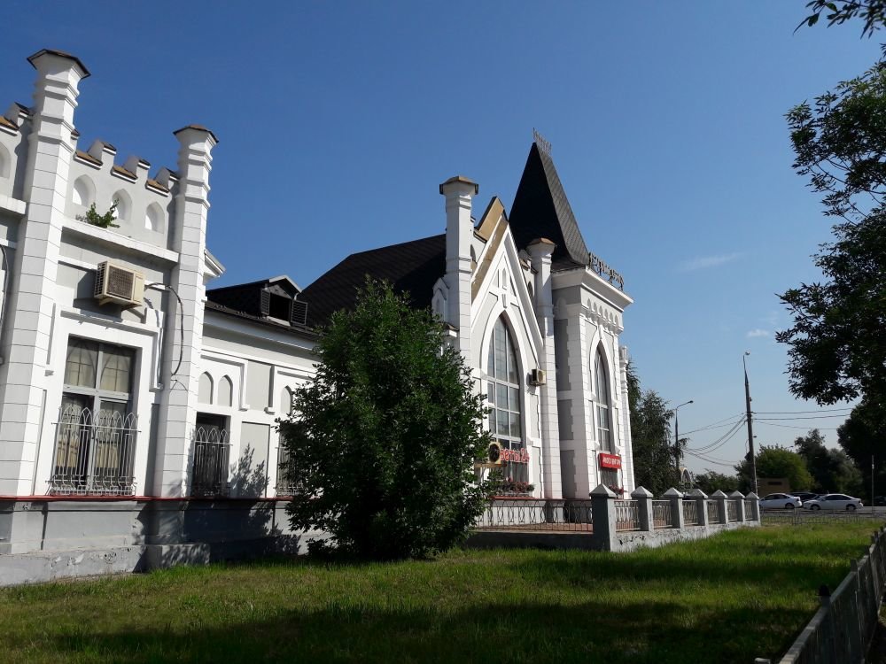 Вокзал станции "Кунцево". / Артем Локалов
