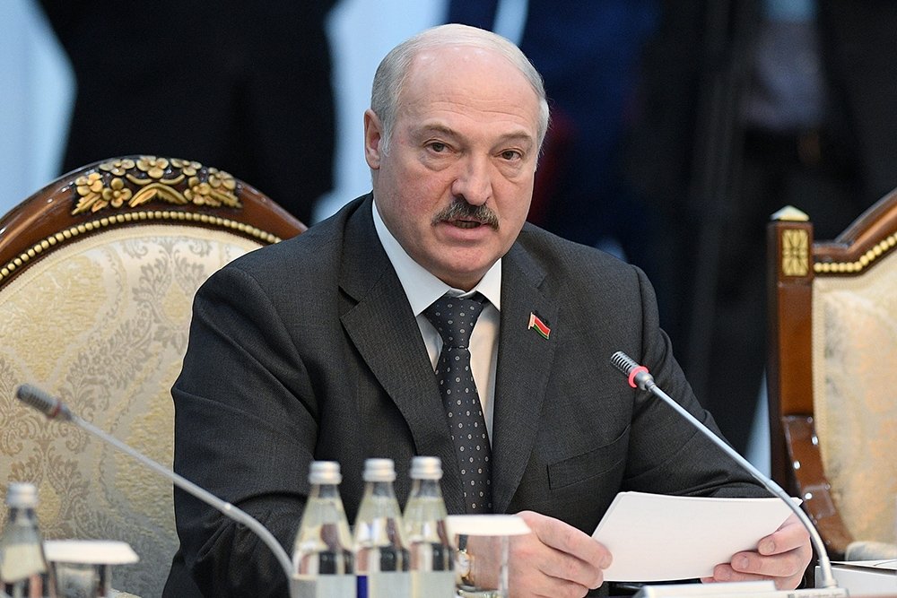 Лукашенко проводит ликбез для населения