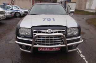 Милиция Беларуси выставила на продажу патрульный универсал Chrysler