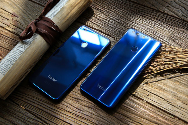 Huawei может продать бренд Honor