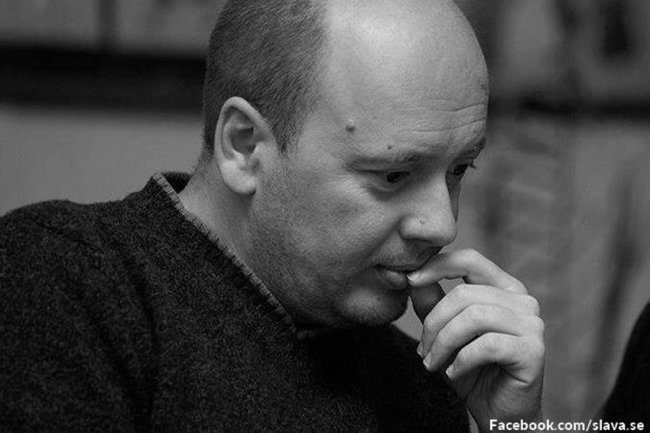 В 52 года от COVID умер сценарист ремейка "Джентльменов удачи" Слава Сэ