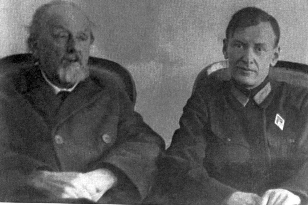 Калуга. Константин Циолковский и Михаил Тихонравов. 1934 год.