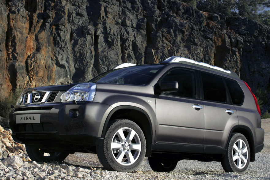 Маленький Patrol: выбираем Nissan X-Trail II по цене новой Lada Vesta -  Российская газета