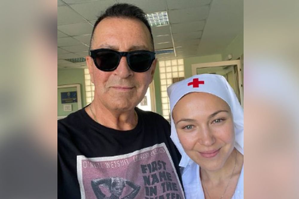 Александр Буйнов попал в больницу из-за сильных болей - Российская газета